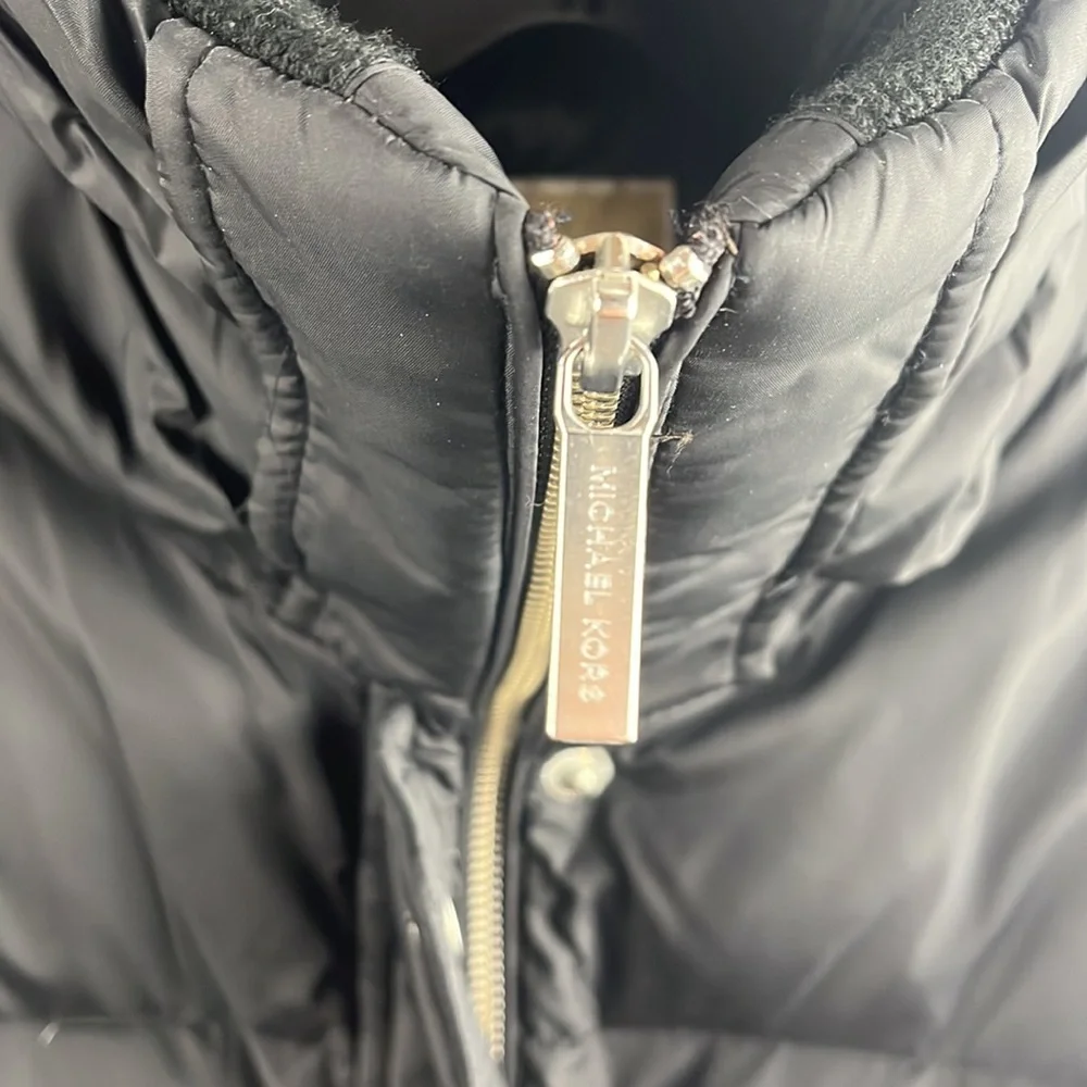 Michael Michael Kors medium down